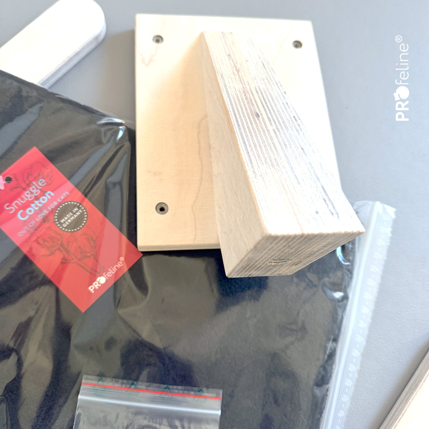 Wandhalterung mit Hängematte LE3 / B-Ware Farbe Weiss Schwarz