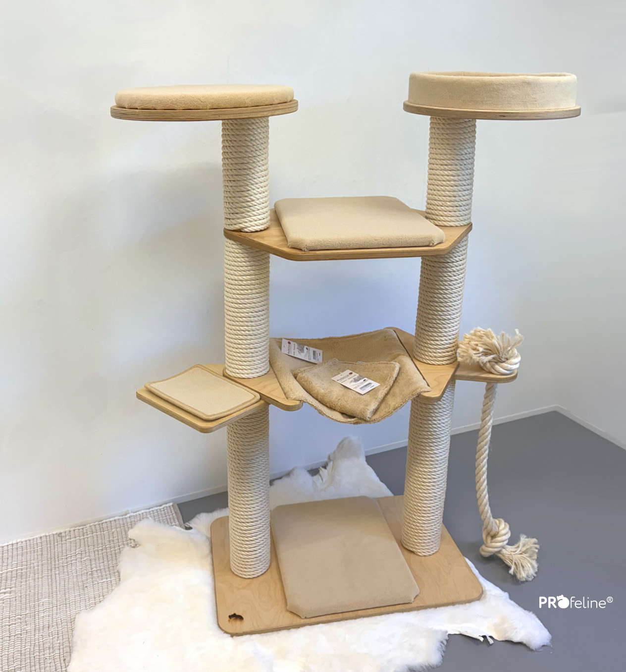Profeline Kratzbaum – Freistehend reduziert Birke / Sand