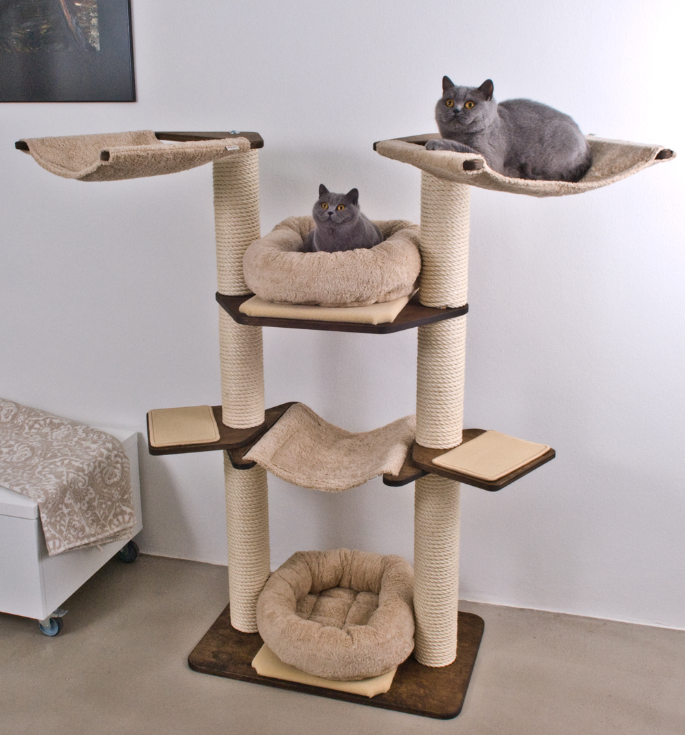 Kratzbaum Eiche, Sand mit Katzenbett Feline